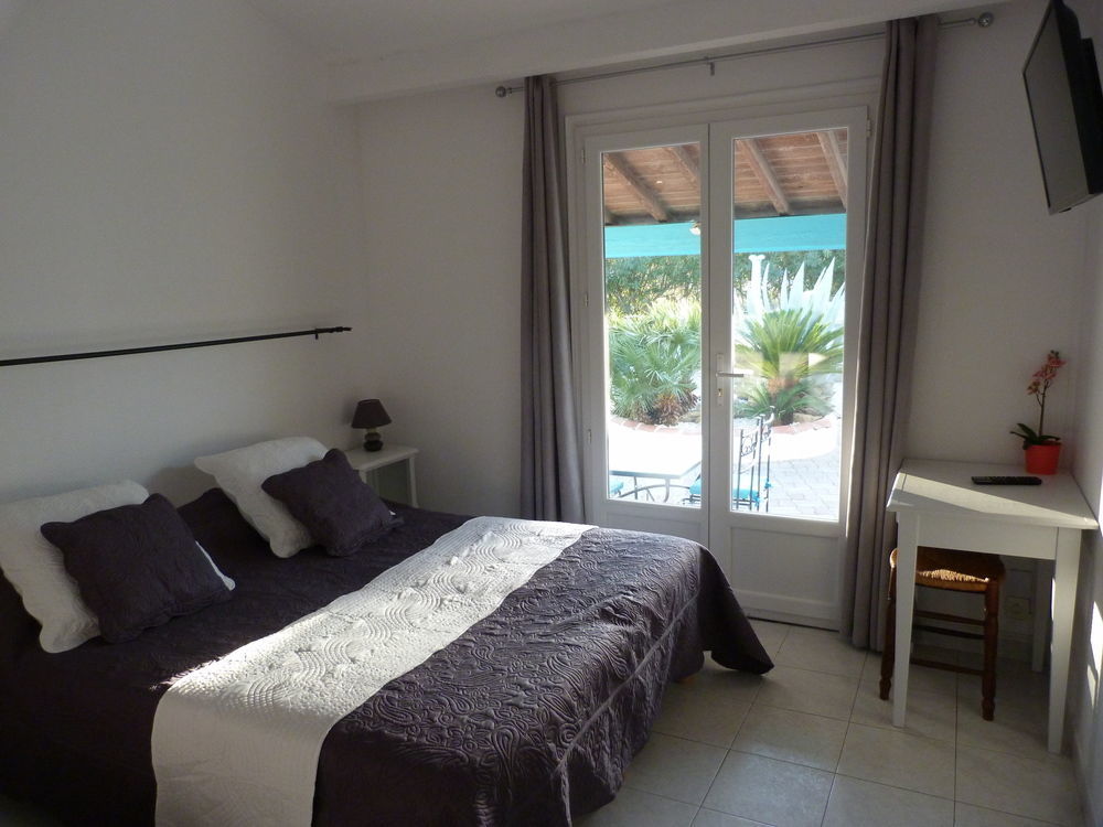 סן-מארי-דה-לה-מאר L'Auberge Camarguaise מראה חיצוני תמונה